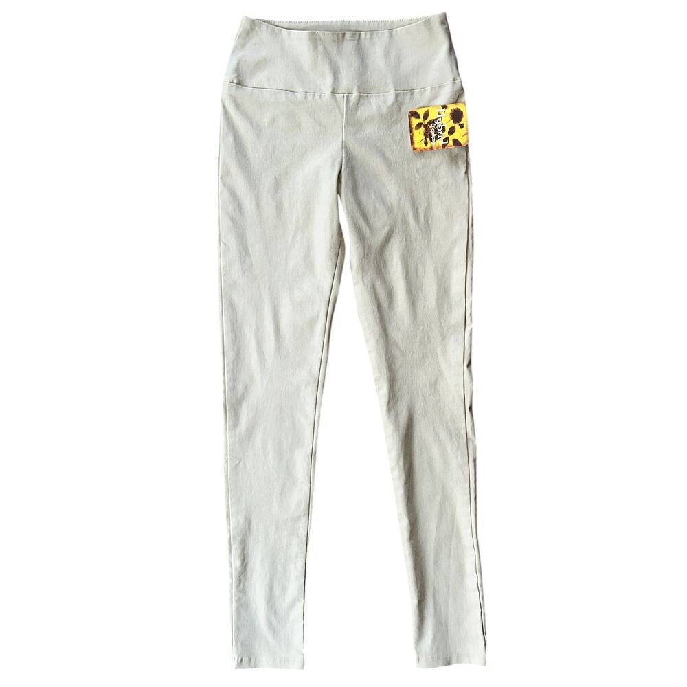 NWT Hybrid & Company Super Comfy Stretch Pull-On Beige Pants Women's Small